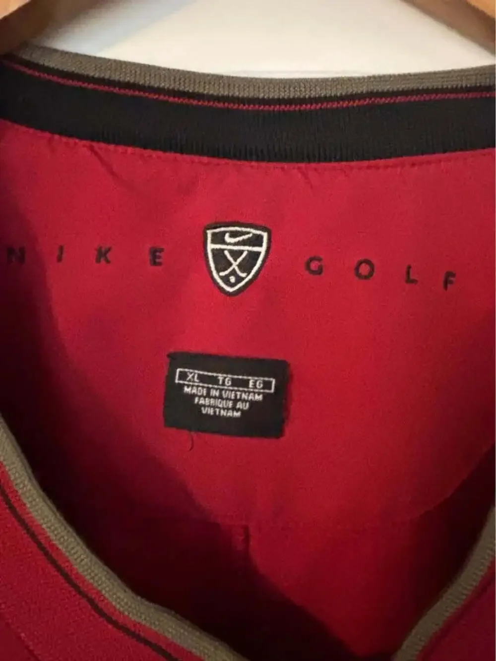 Vintage Nike Golf V-Neck Pullover Windshirt Red Mens XL Savannah Harbor Georgia